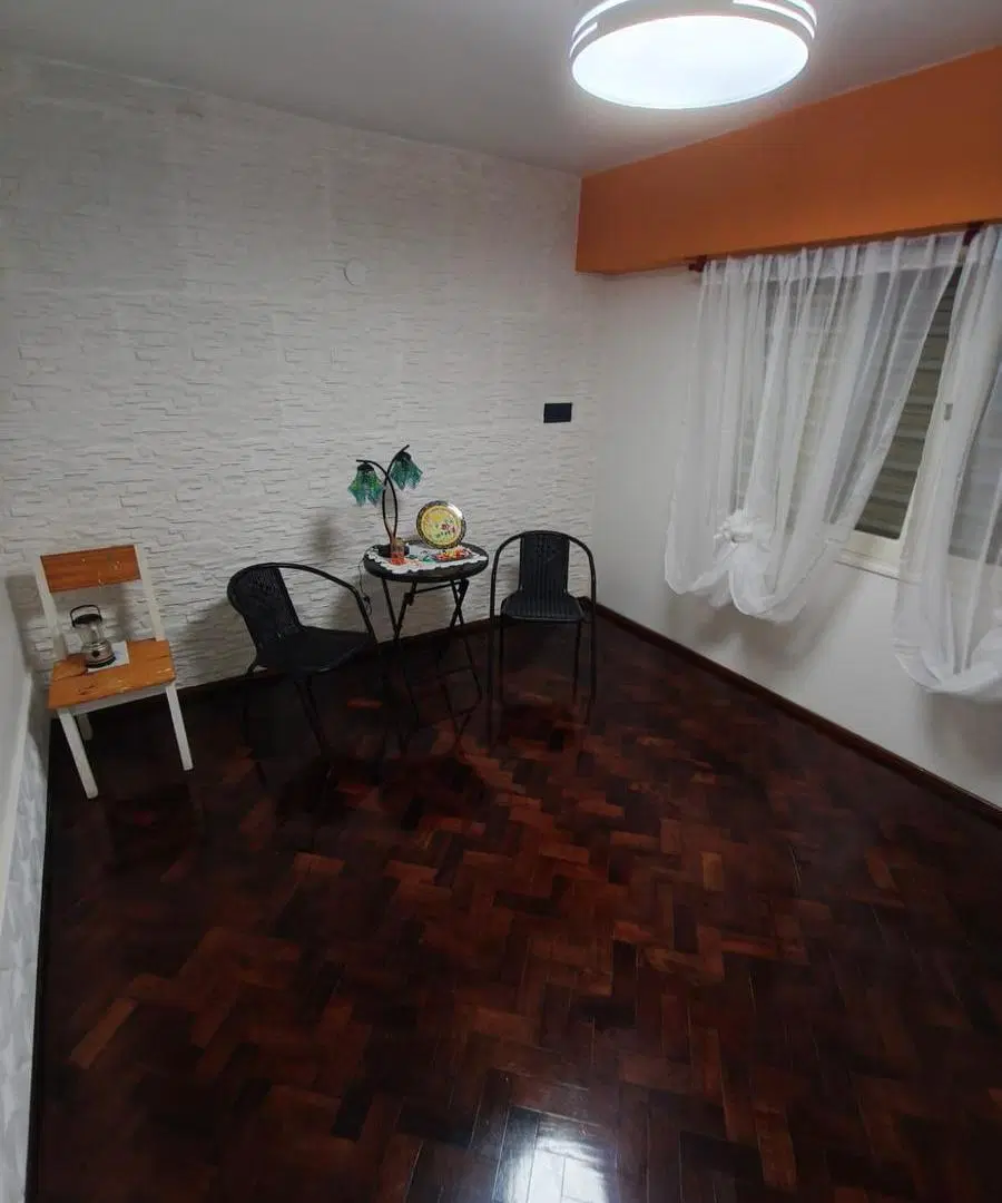 Departamento de 1 dormitorio en B° Abasto. 5