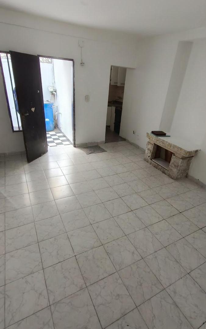 Foto de Departamento de 1 dormitorio de pasillo en Microcentro., imagen 2