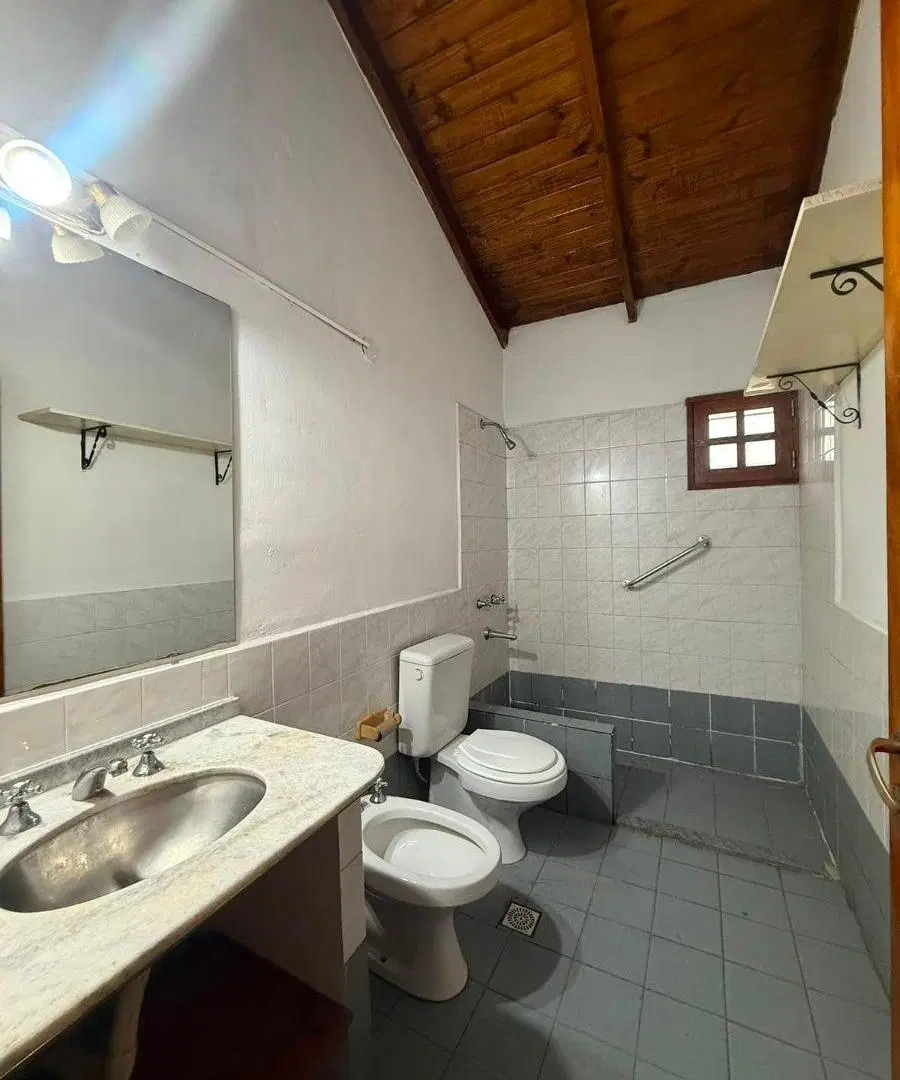 Alquilo casa villa allende 5