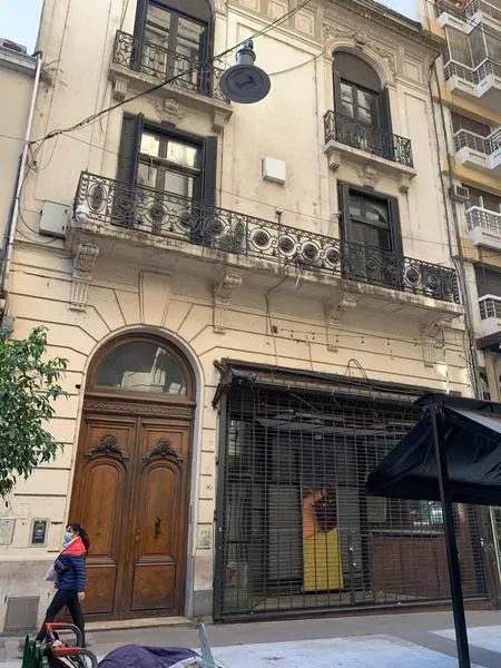 PETIT HOTEL en calle Florida junto al Plaza Hotel, opción solo local comercial 4