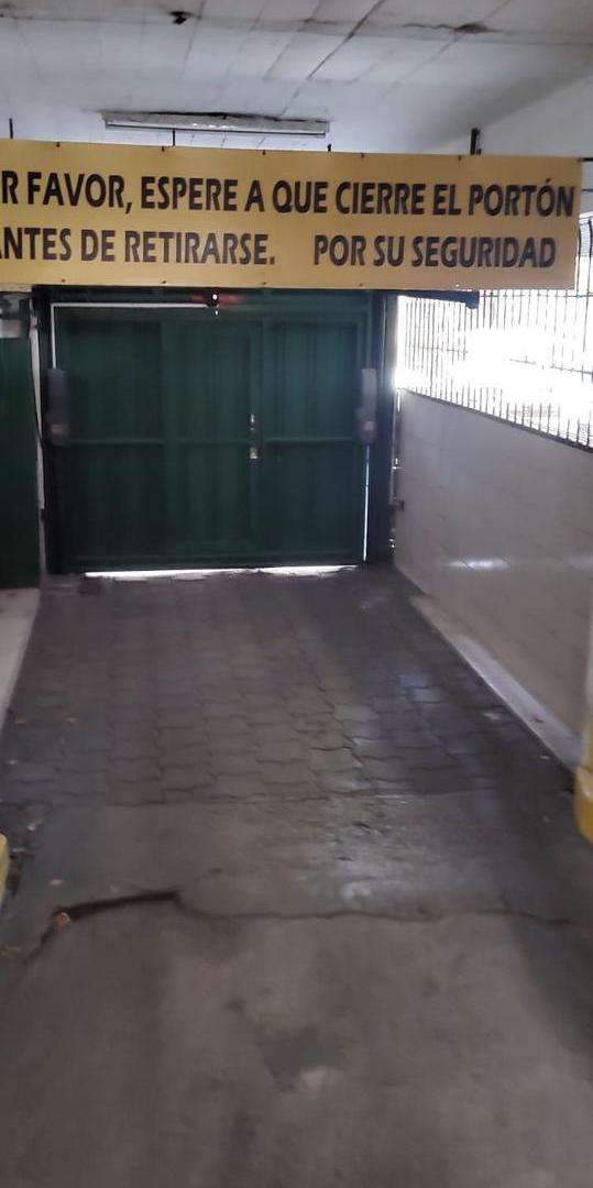 Foto de COCHERA FIJA - AUTO O CAMIONETA, imagen 2