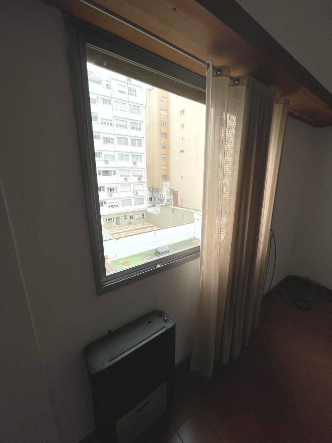 Foto de departamento 2 ambientes lateral abierto - Alquiler 24 meses zona Plaza, imagen 2