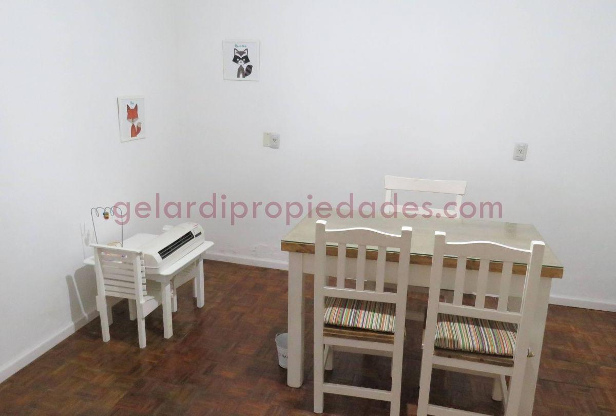 Casa Venta Centro Bahia Blanca Tres Dorm. 3