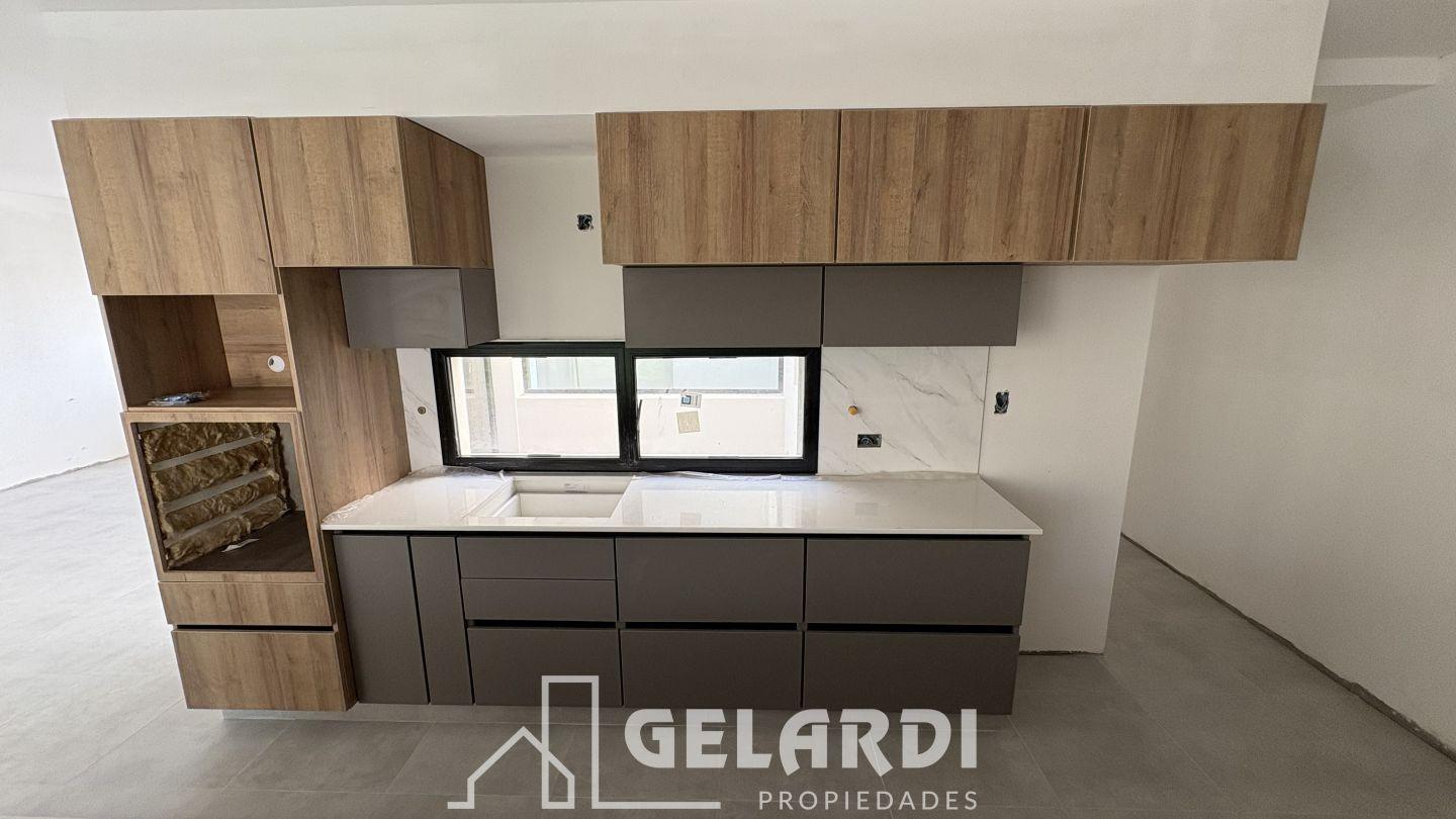 Casa estrenar 3 dorm garage patio Molina Campos Bahia Blanca