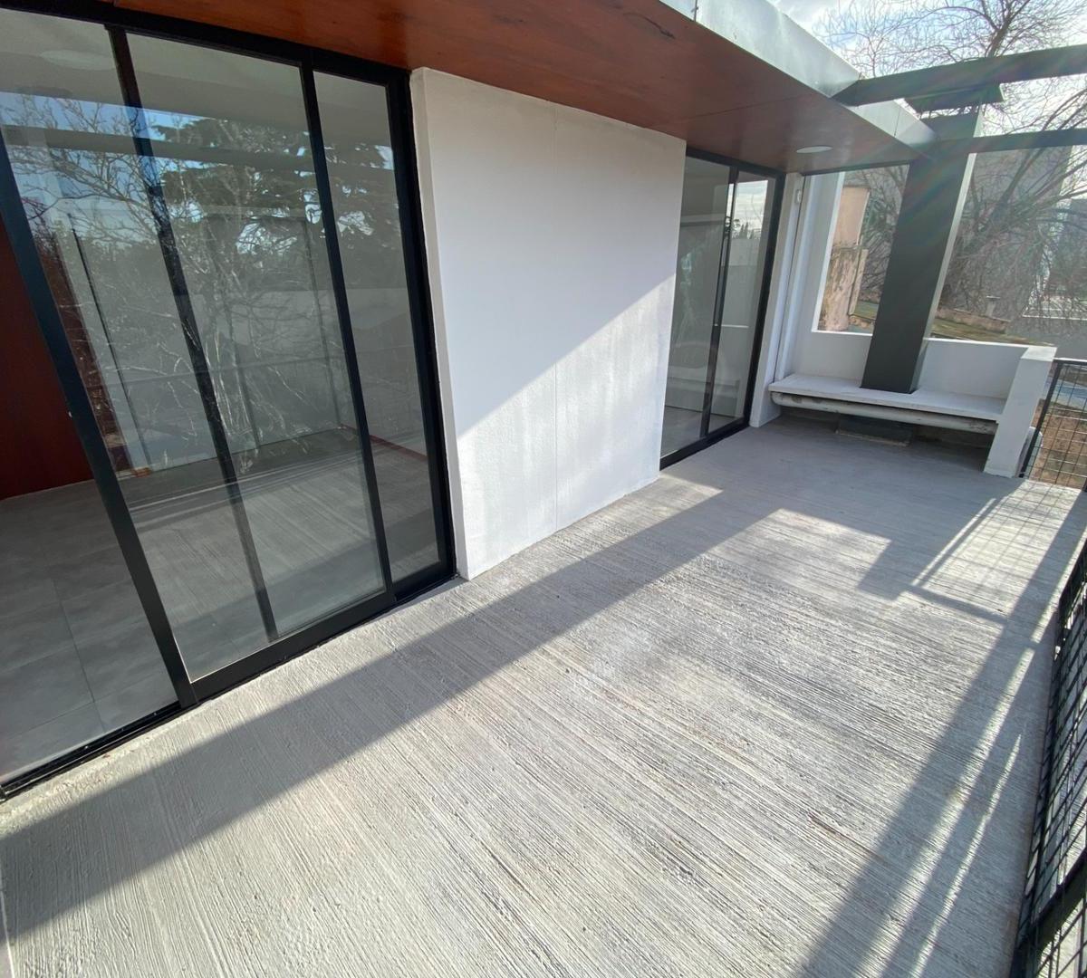 Venta de Casa 3 Dorm., Villa Elisa, La Plata 3