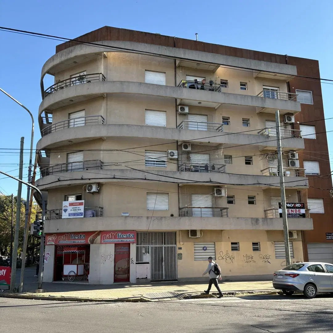 Alquiler de departamento dos dormitorios, La Plata 3
