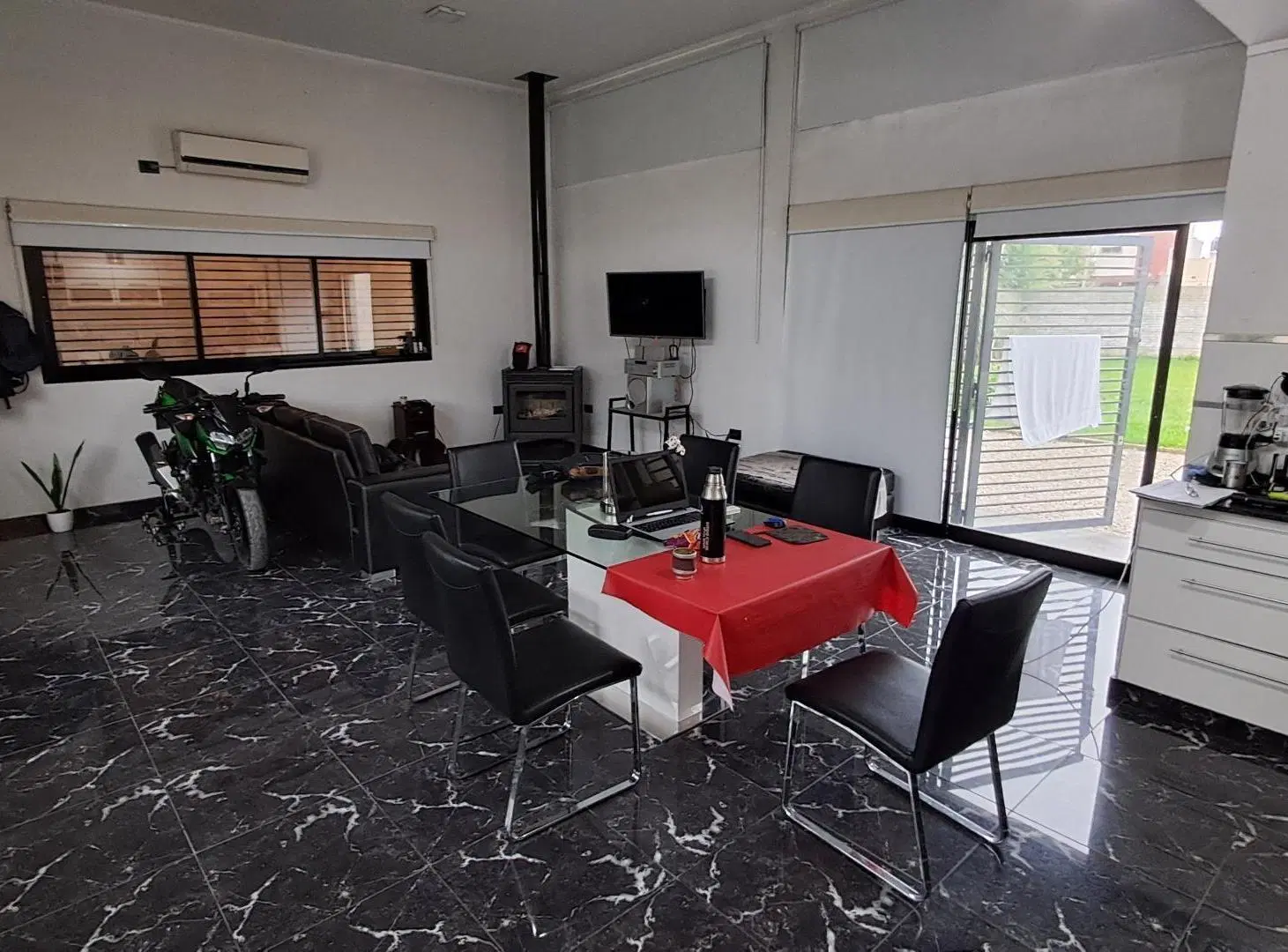 Casa de dos dormitorios en venta en Olmos, La Plata 4