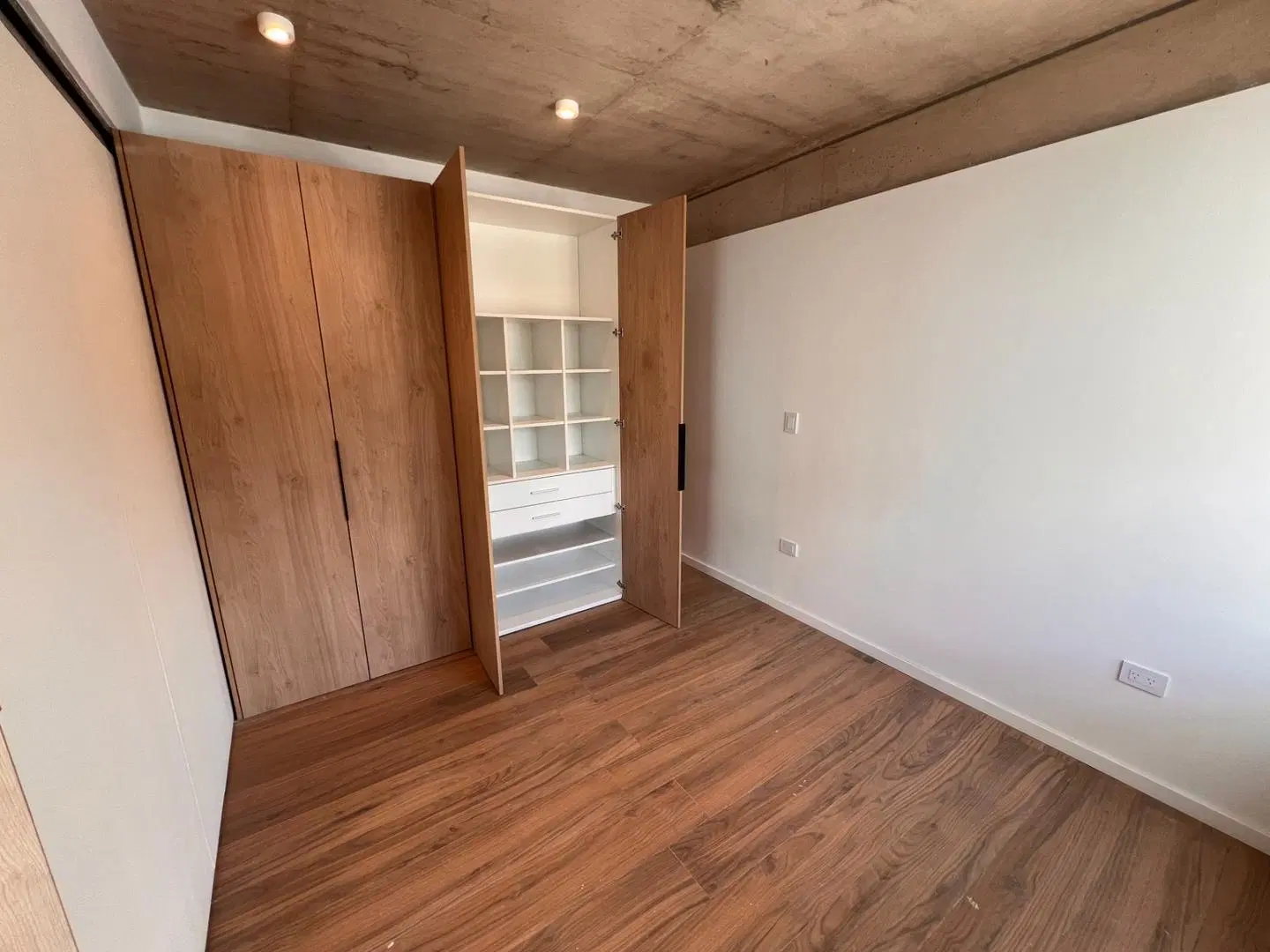 Departamento de un dormitorio en alquiler, La Plata 4