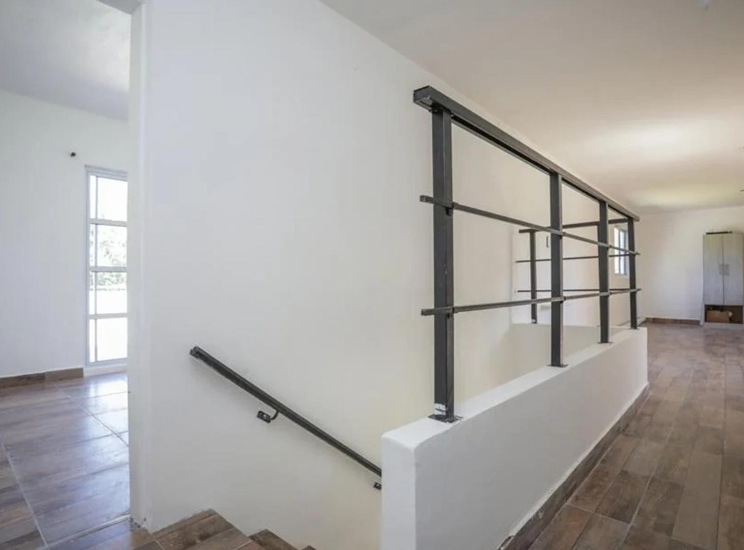 Foto de Venta de CASA TRES dormitorios, La Cándida, La Plata, imagen 3