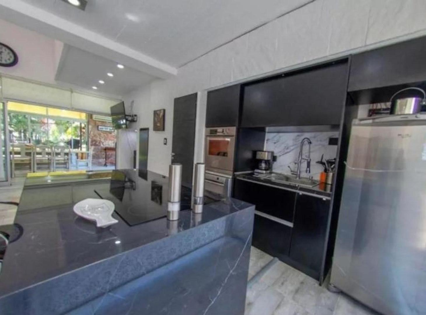 Foto de Casa de 4 dormitorios en venta en Barrio Harás del Sur, imagen 2