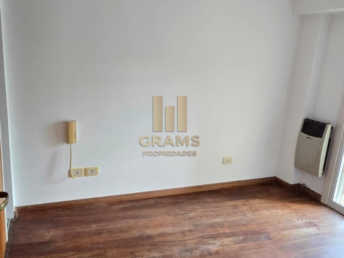 Foto de Venta de departamento dos dormitorios, La Plata, imagen 1