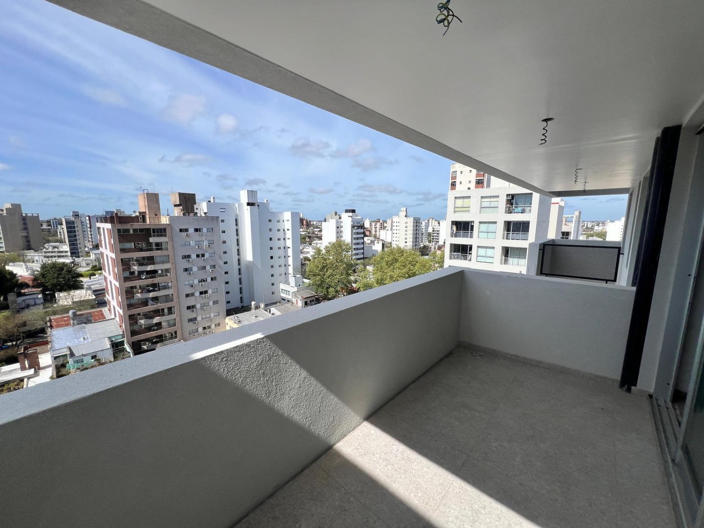 Foto de Departamento de dos dormitorios en venta, La Plata, imagen 2