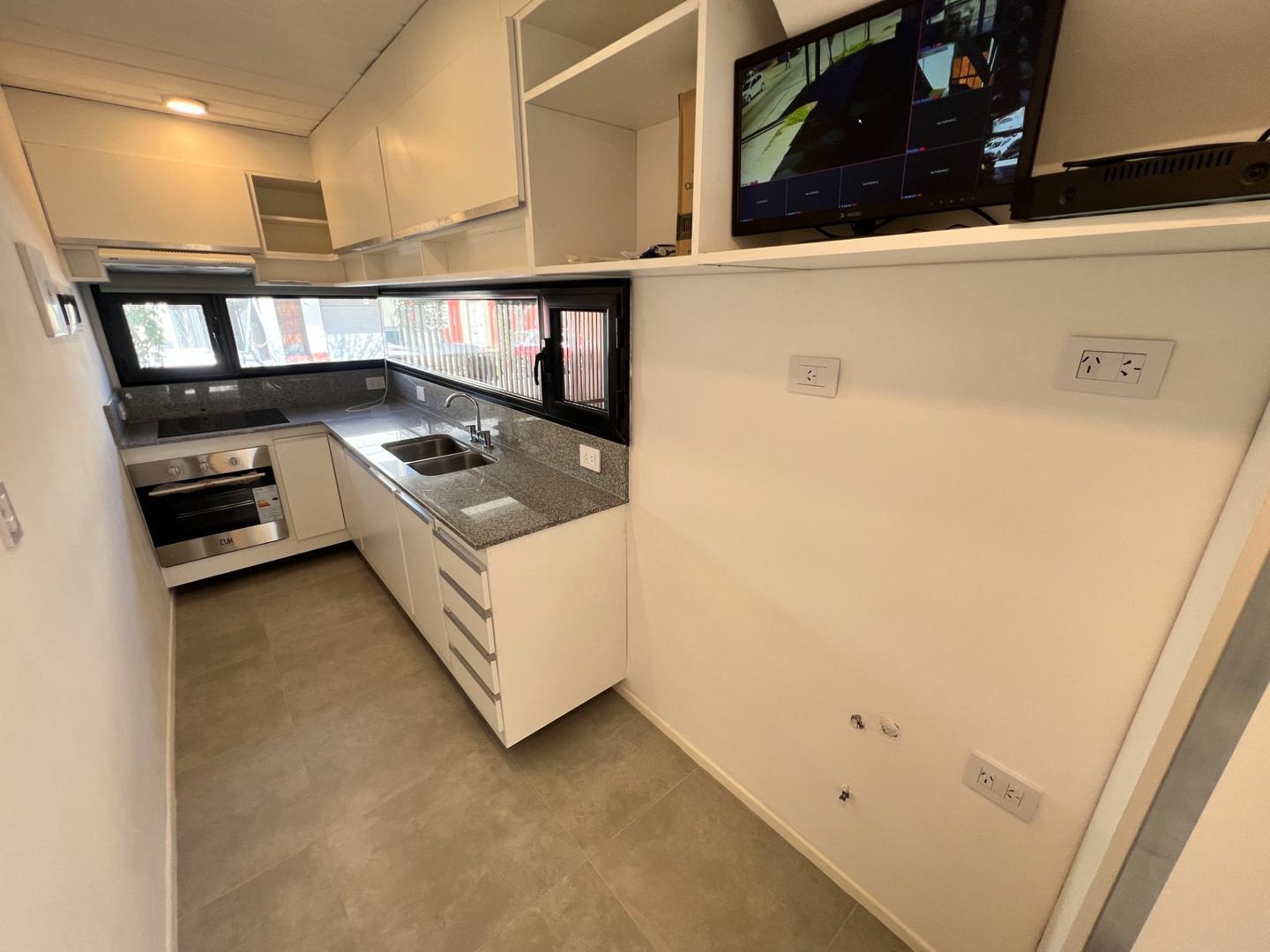 Foto de Venta de duplex tres dormitorios, La Plata, imagen 2