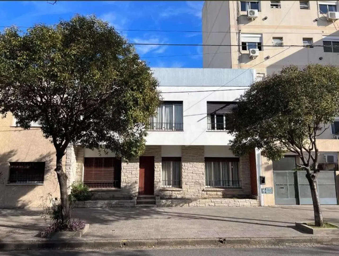 Venta de CASA 3 DORMITORIOS, La Plata 2