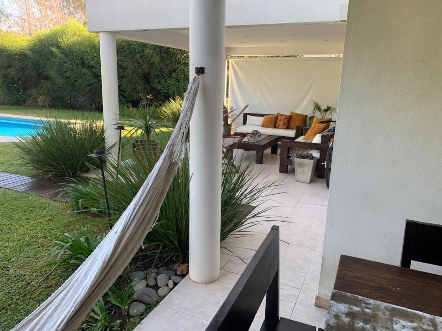 Foto de Venta de casa tres dormitorios, Abril Club de Campo, imagen 3