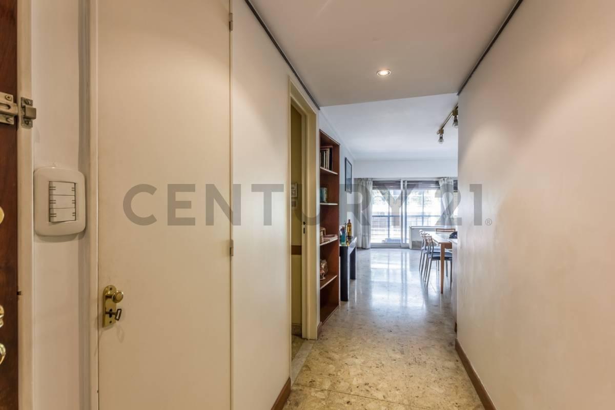 Departamento Apto Crédito de 4 Ambientes con Dependencia y Espacio de Cochera. 4