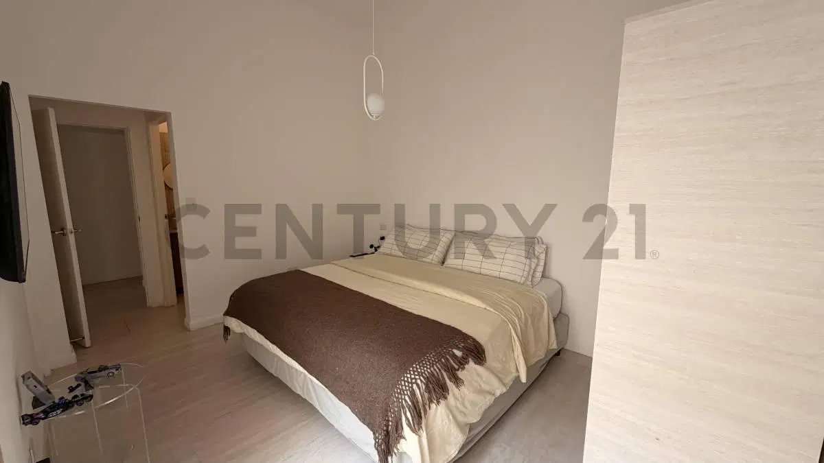 Departamento 3 ambientes reciclado en Belgrano 8