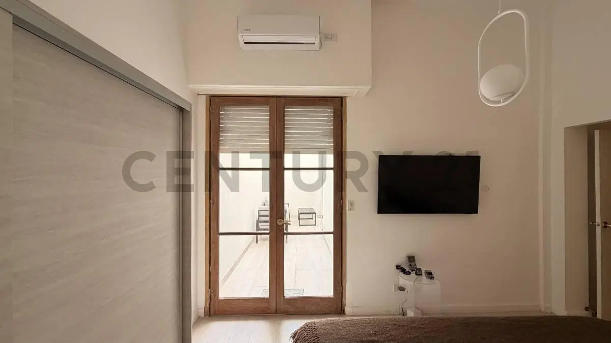 Departamento 3 ambientes reciclado en Belgrano 5