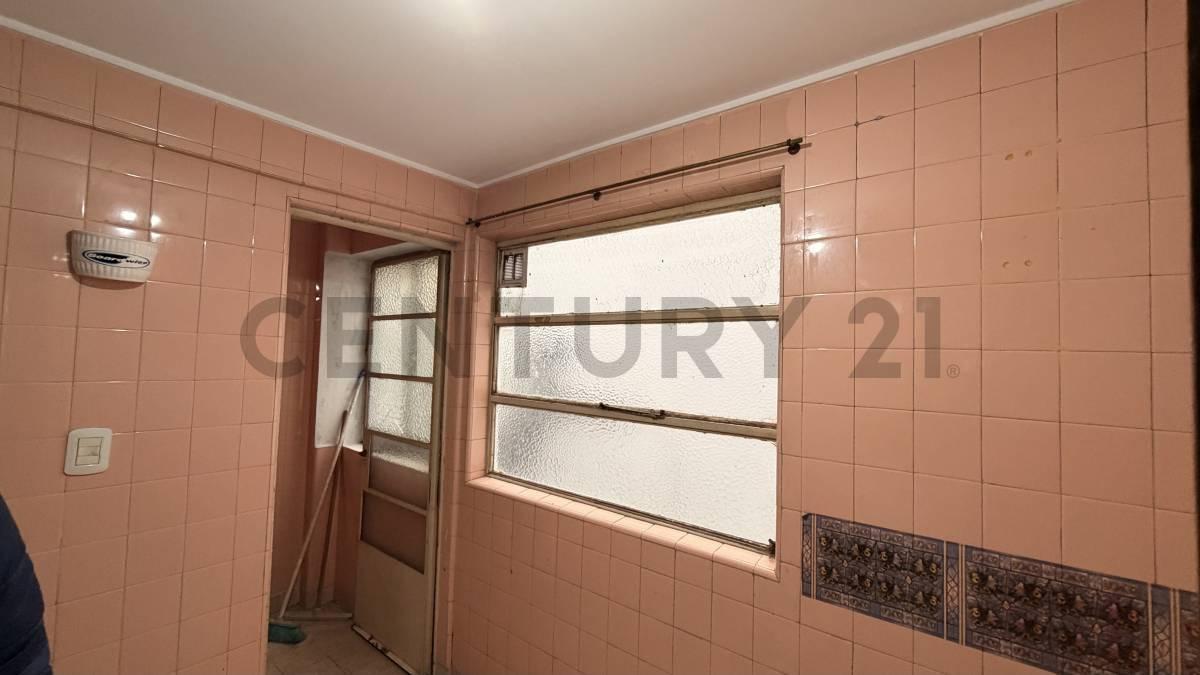 Foto de ALQUILER DEPARTAMENTO 3 AMBIENTES EN FLORES, imagen 5