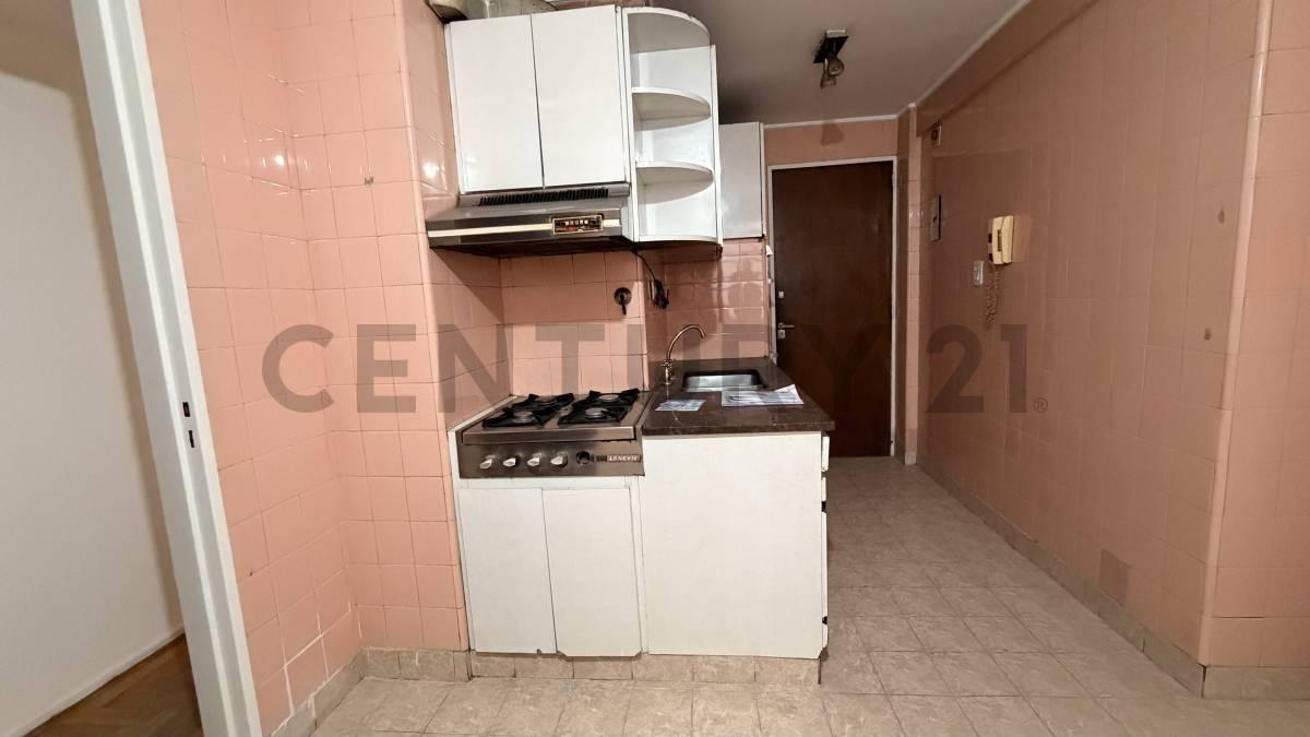 Foto de ALQUILER DEPARTAMENTO 3 AMBIENTES EN FLORES, imagen 2