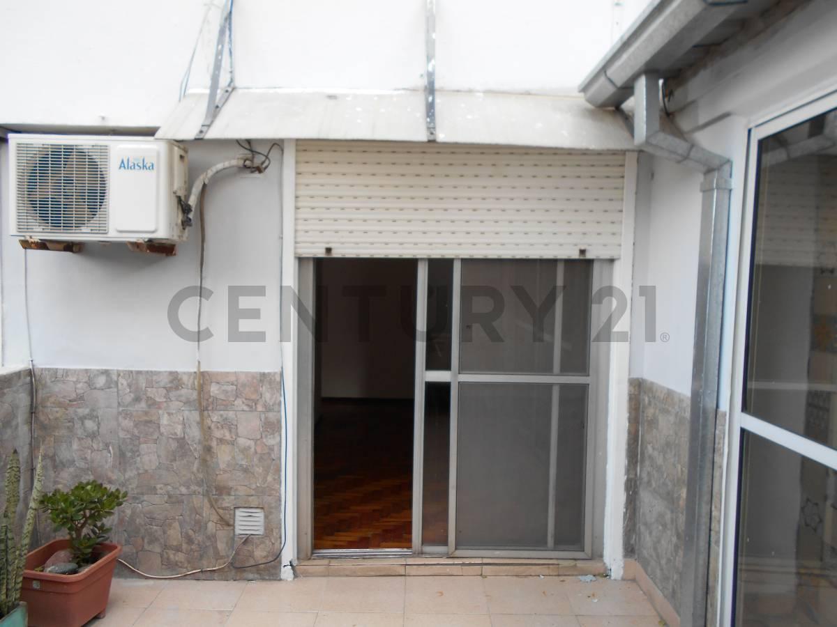 Foto de ALQUILER DEPARTAMENTO 2 AMBIENTES EN COGHLAN, imagen 4