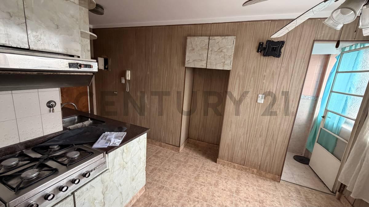 Foto de ALQUILER DEPARTAMENTO 3 AMBIENTES EN FLORES, imagen 1