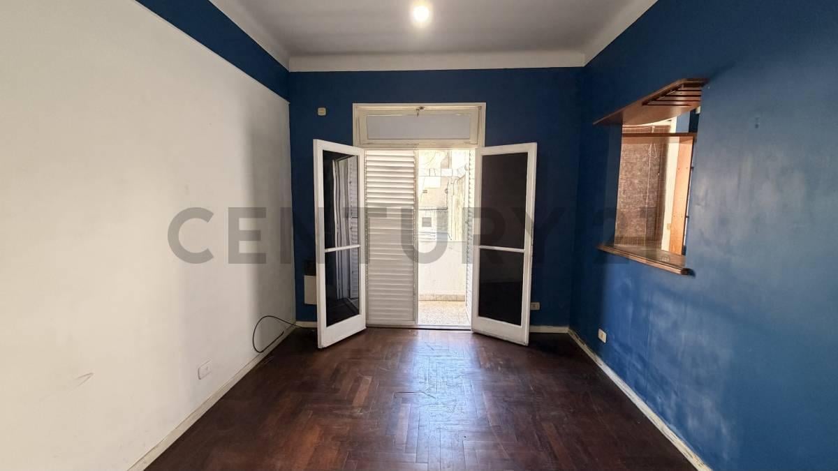 Foto de VENTA DEPARTAMENTO 2 AMBIENTES EN ALMAGRO (POR ESCALERA), imagen 4
