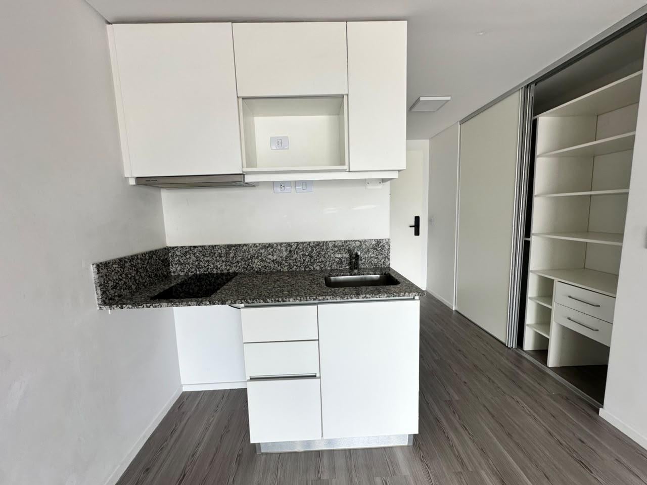 Foto de ALQUILER MONOAMBIENTE FULL AMENITIES BARRACAS, imagen 3