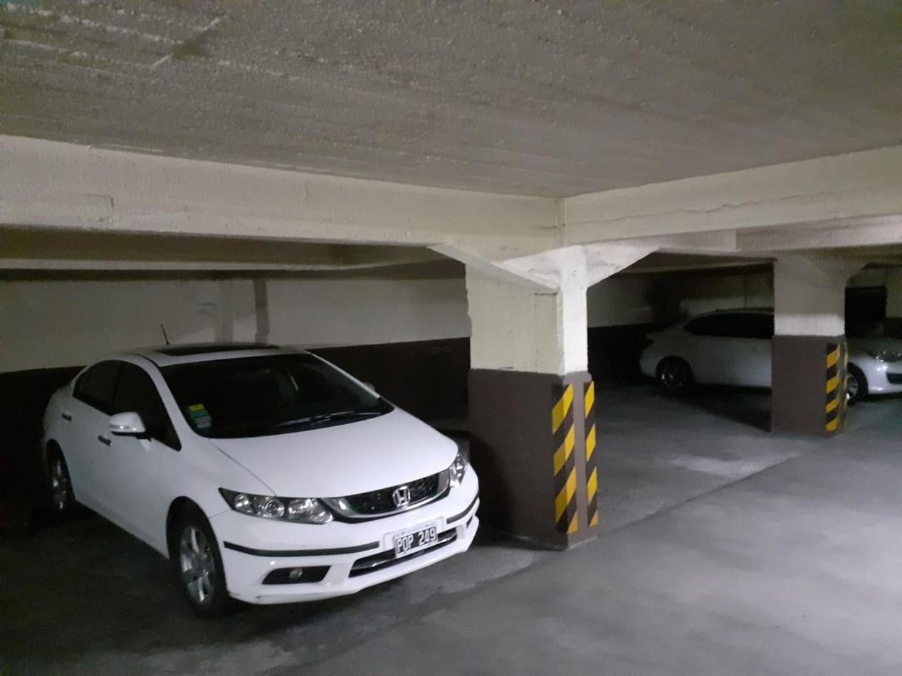 Foto de venta de cochera pleno centro de mar del plata excelente, imagen 2