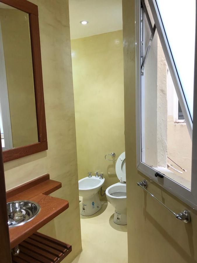 4 Ambientes a La Venta en Recoleta! Juncal Al 1200 5