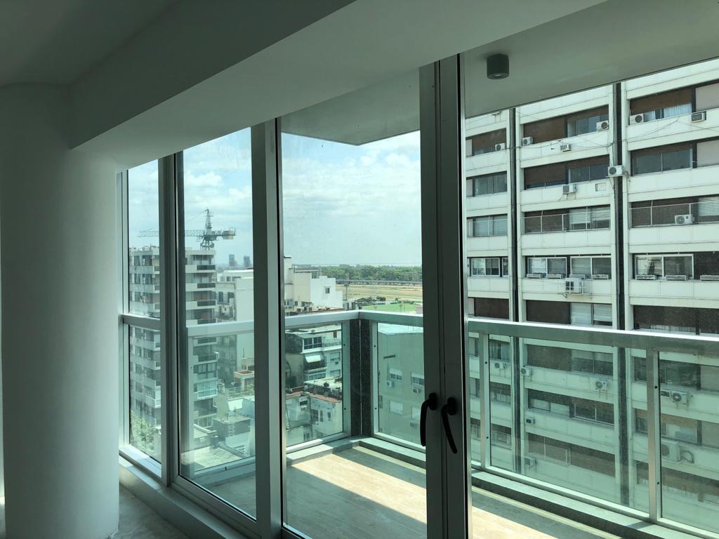 ESPECTACULAR 4 ambientes con dependencia EN Torre Deco Seguí/ 2 cocheras Segui al 4600