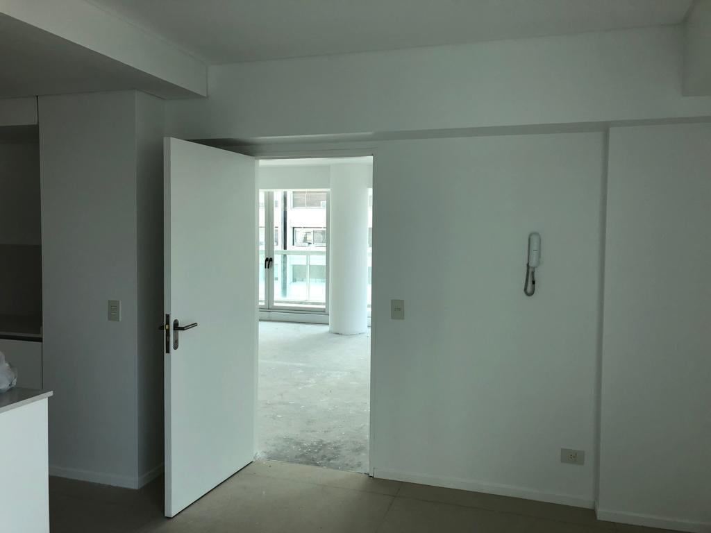 Foto de ESPECTACULAR 4 ambientes con dependencia EN Torre Deco Seguí/ 2, imagen 5