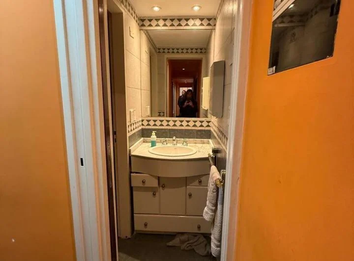 Semipiso de 3 ambiente a Refaccionar en Monserrat 4