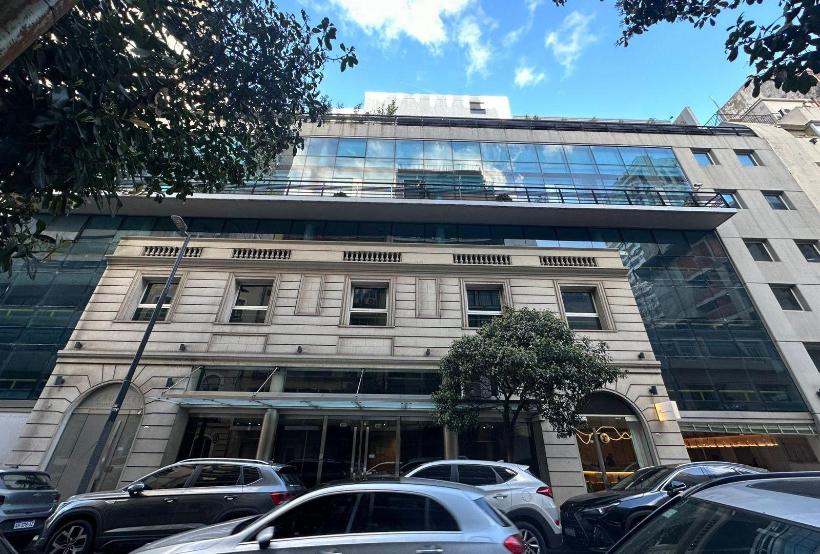 Alquiler- Oficina equipada en Palermo con dos cocheras