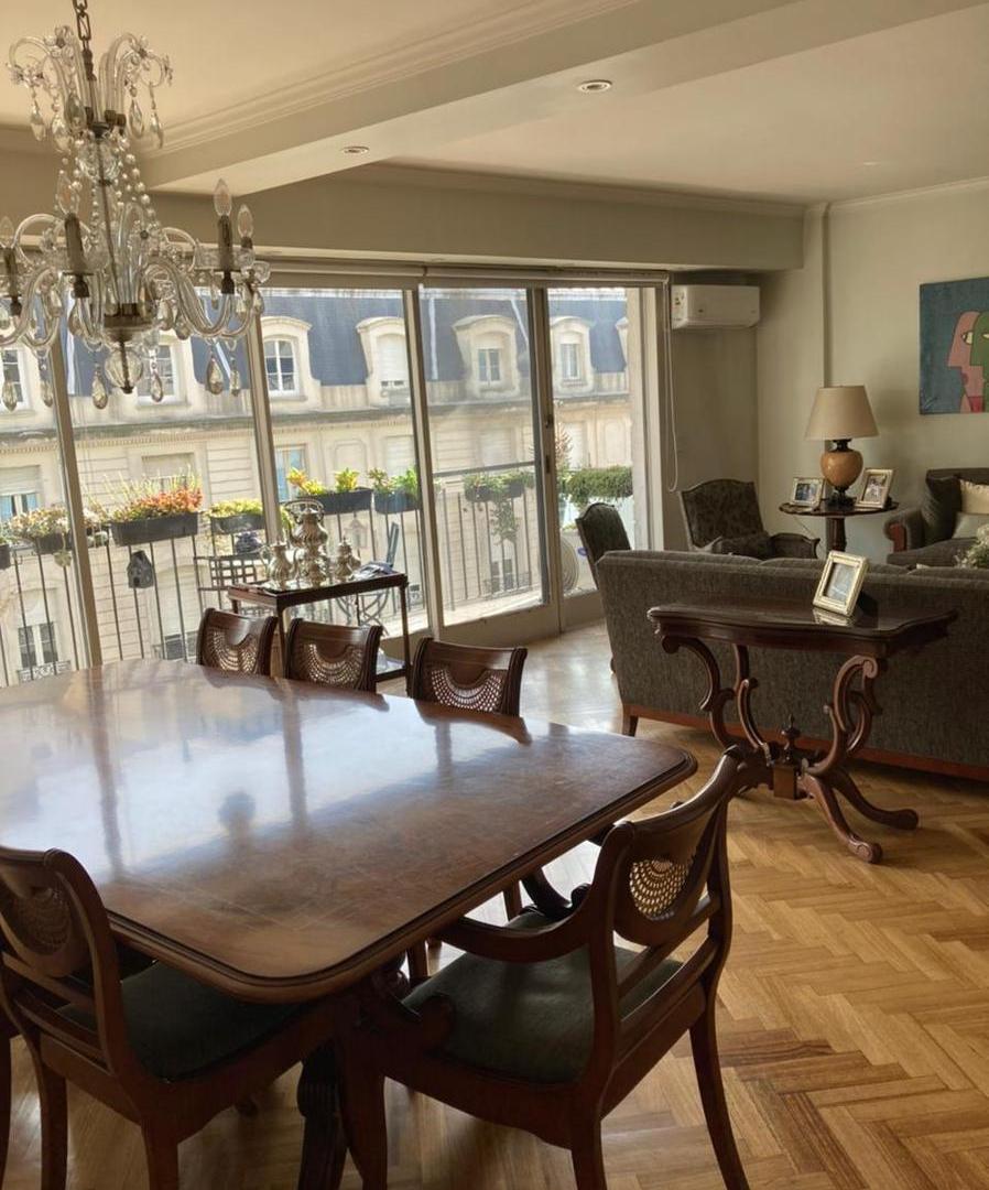Foto de Venta4 ambientes, piso luminoso con balcón corrido, imagen 2