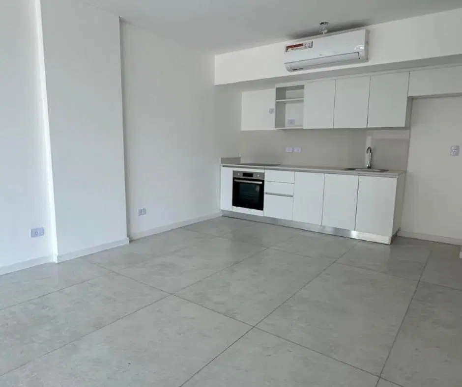 Venta | 2 Ambientes con amplio balcón-terraza al Frente – Luminoso y Funcional 1