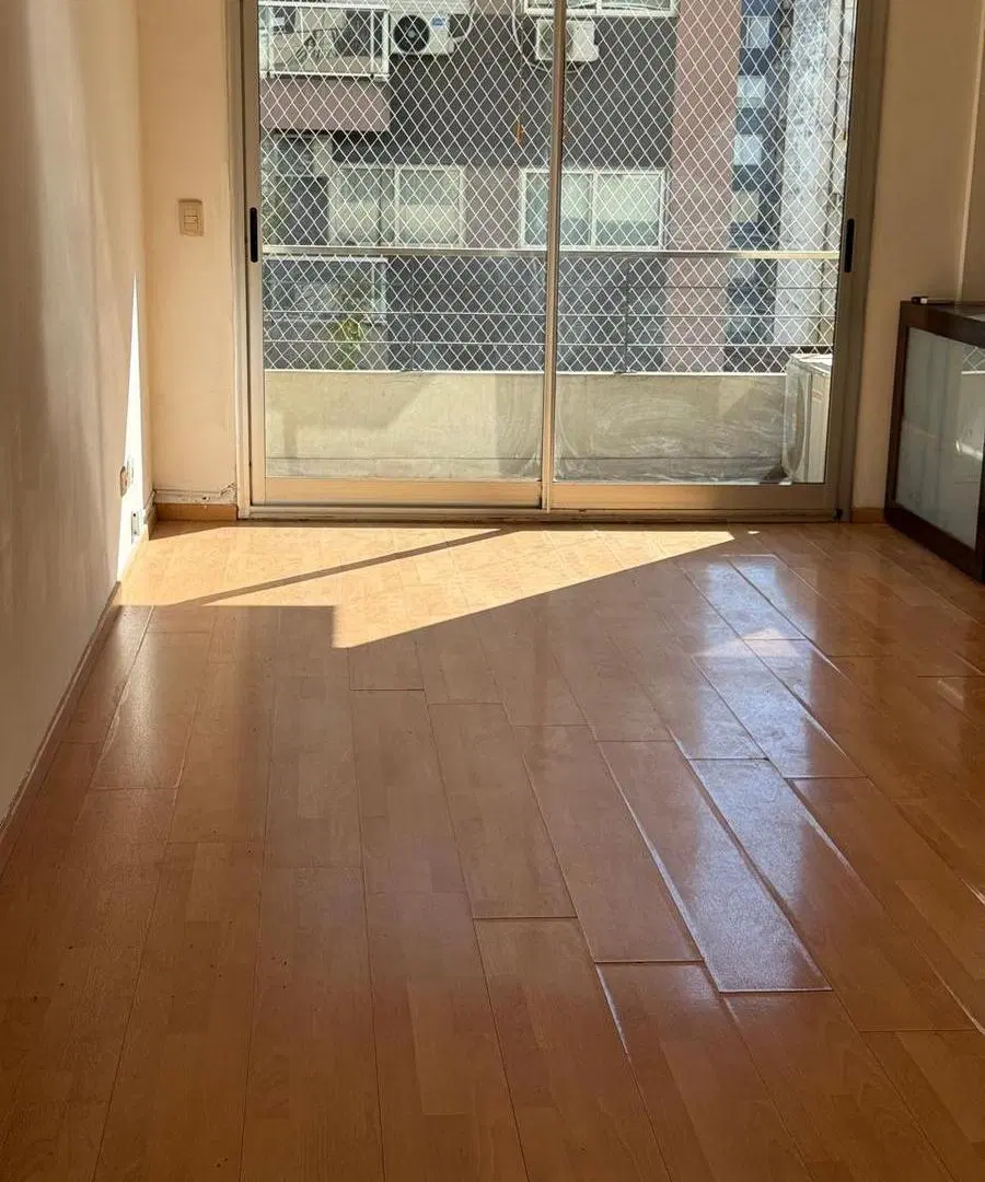 Venta 3 Ambientes con Balcón al Frente y Seguridad 24 hs sobre Roosevelt 5