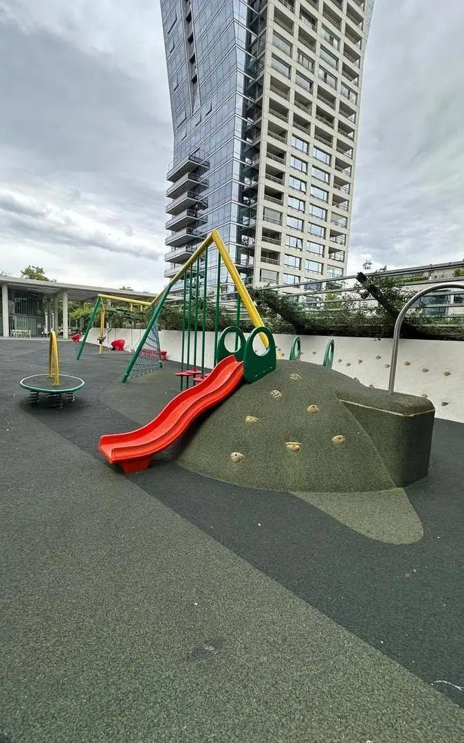 Venta piso alto en Forum Alcorta – 300 m², 3/4 dormitorios, 2 cocheras 2