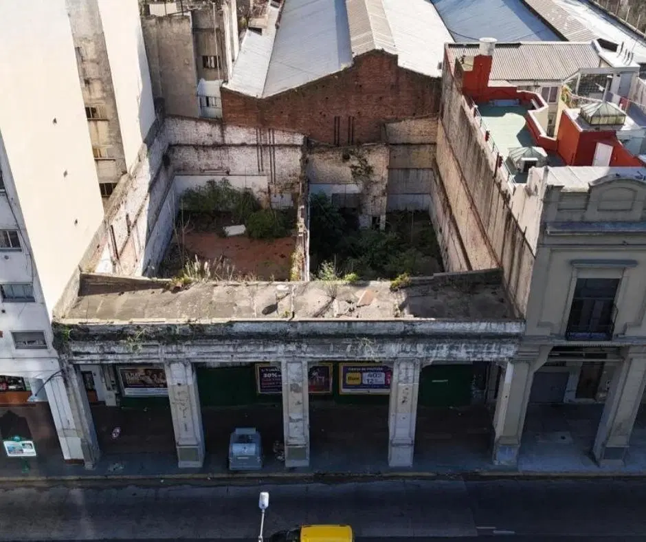 Lote sobre Av. Paseo Colón | 586 m² | Factibilidad PB + 12 Pisos | 6.455 m² Vendibles 3