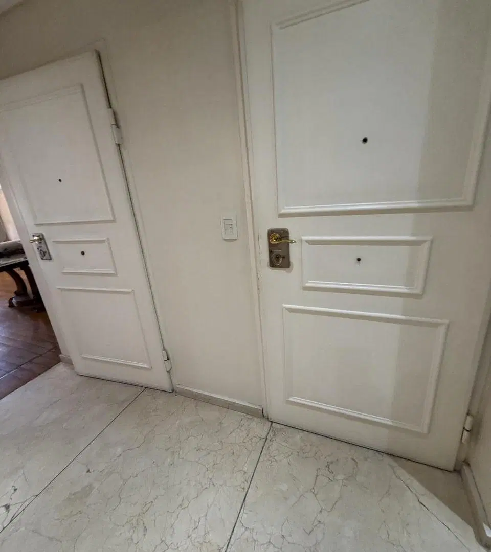 Venta departamento de 3 ambientes con dependencia 1