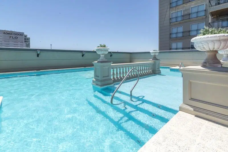 Venta Piso en Chateau Libertador | 4 Suites, Balcón, Dependencia y Amenities de Hotel 5 Estrellas 8