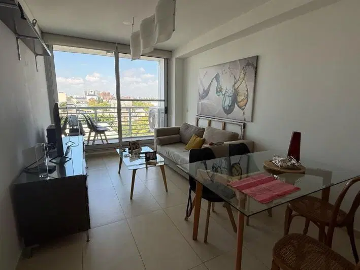Venta 2 Ambientes Premium en Sky Upgrade | Balcón, Suite y Amenities de Categoría 2