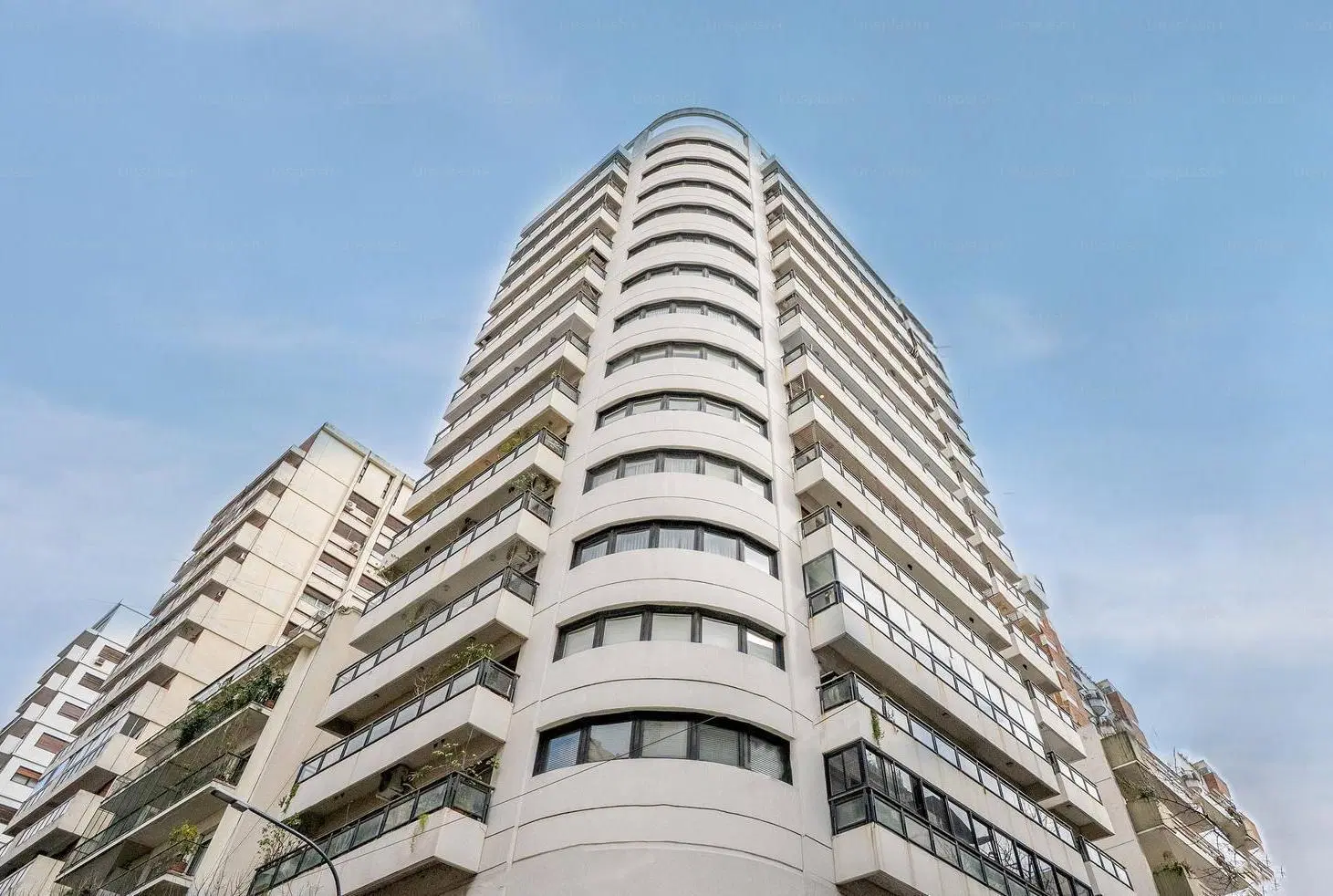 Venta 5 ambientes con dependencia, 2 cocheras y amenities premium 3
