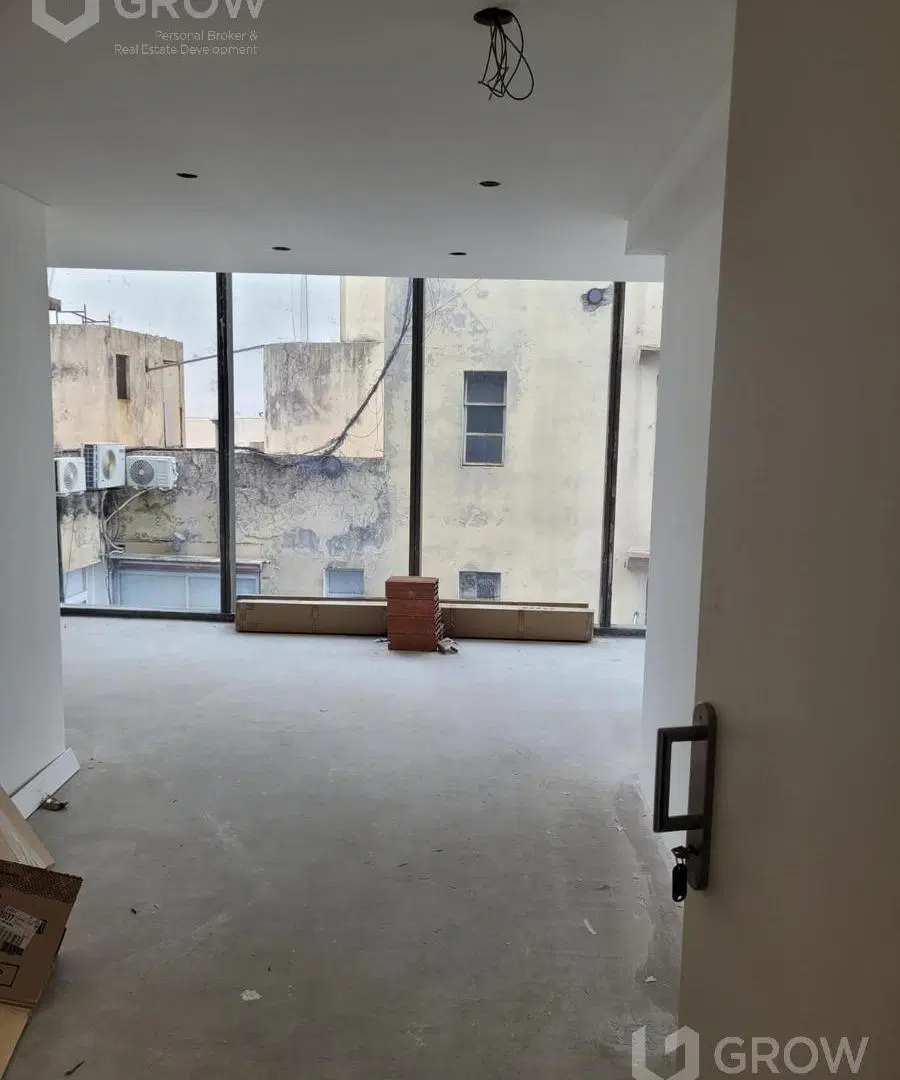 Alquiler Oficina EN PLANTA LIBRE DE GRAN ESCALA – DISEÑO EFICIENTE Y LUMINOSO 8