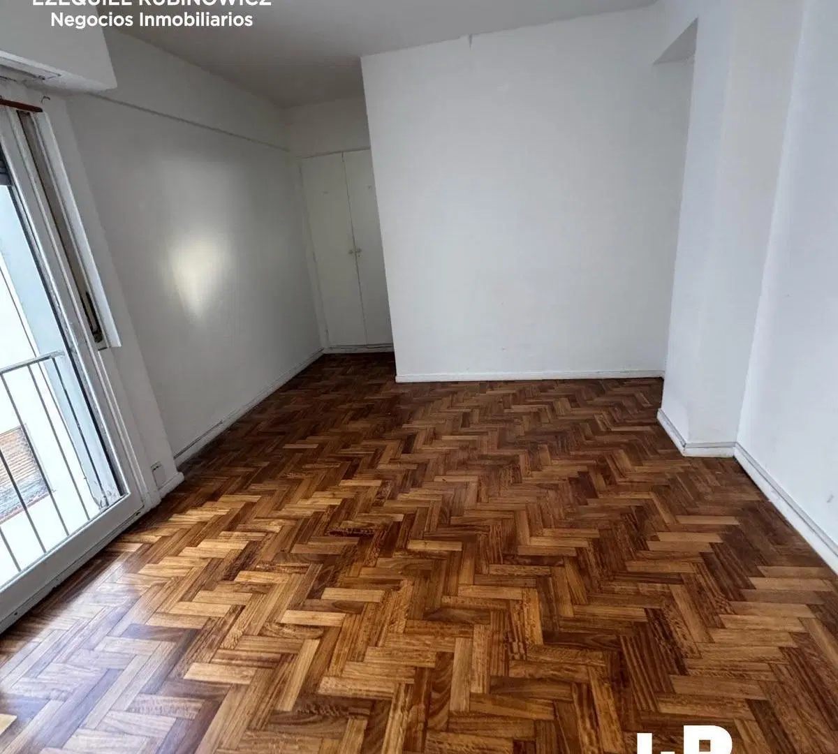 Monoambiente en venta en Balvanera 4