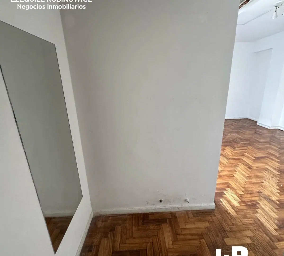 Monoambiente en venta en Balvanera 1
