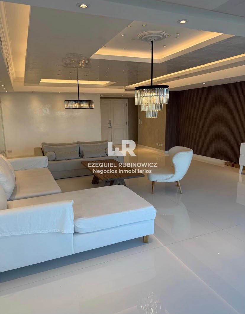 Foto de Alquiler Departamento 4 Ambientes con 3 Suites, 2 Cocheras y Vista al, imagen 2