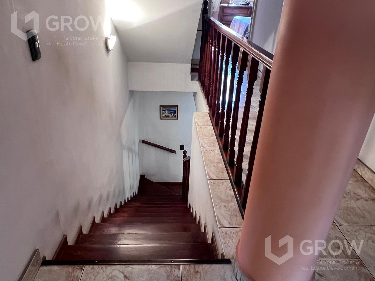 Foto de Venta PH Tríplex 4 Ambientes con Cochera, Playroom y Patio | Apto, imagen 2