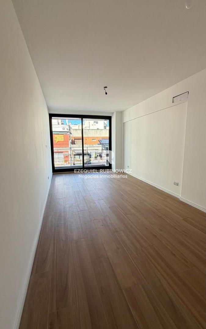 Foto de Monoambiente en Venta Divisible con Balcón | Amplio, Luminoso y, imagen 1