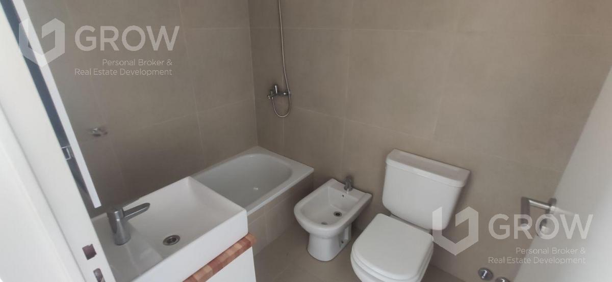 Foto de Venta Departamento de 2 Ambientes con Balcón al frente, imagen 2